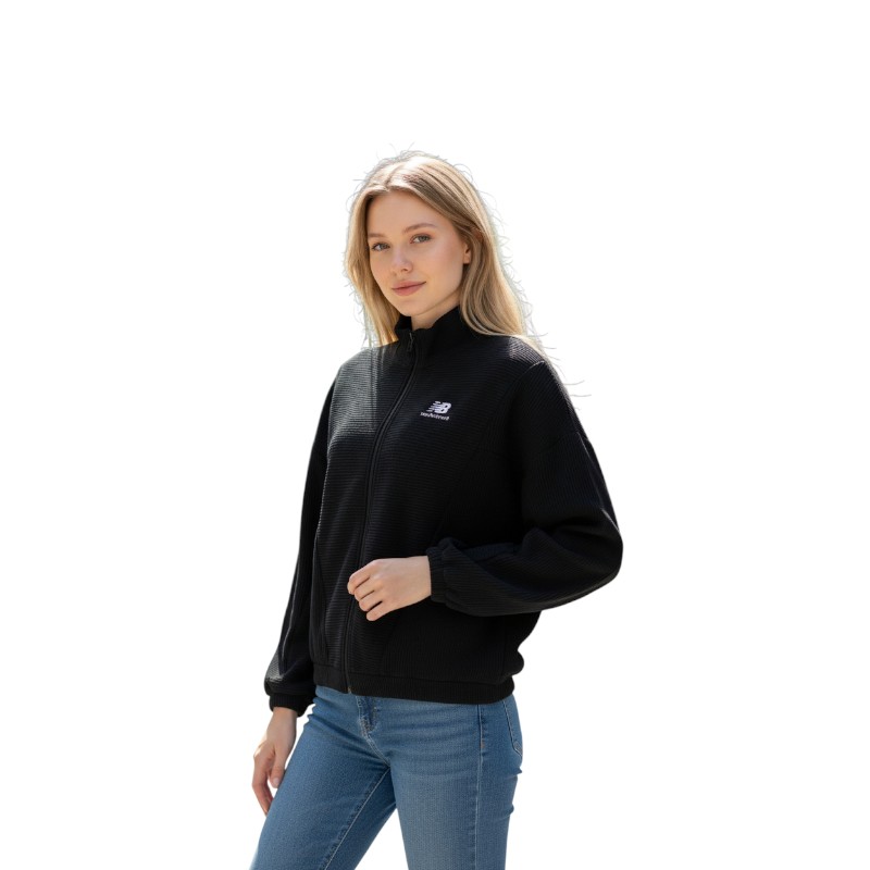 gunaikeio-new-balabce-athletics-track-jacket-wj23500-black-nexstep2