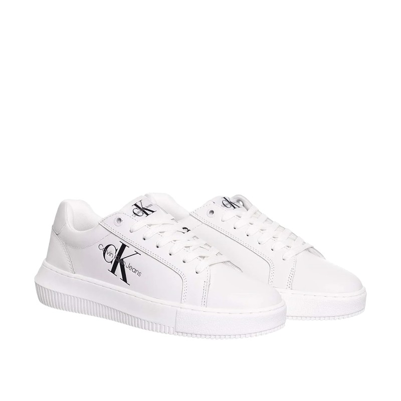 gunaikeia-dermatina-sneakers-calvin-klein-chunky-cupsole-mono-yw0yw00823-9687e30-white-nexstep