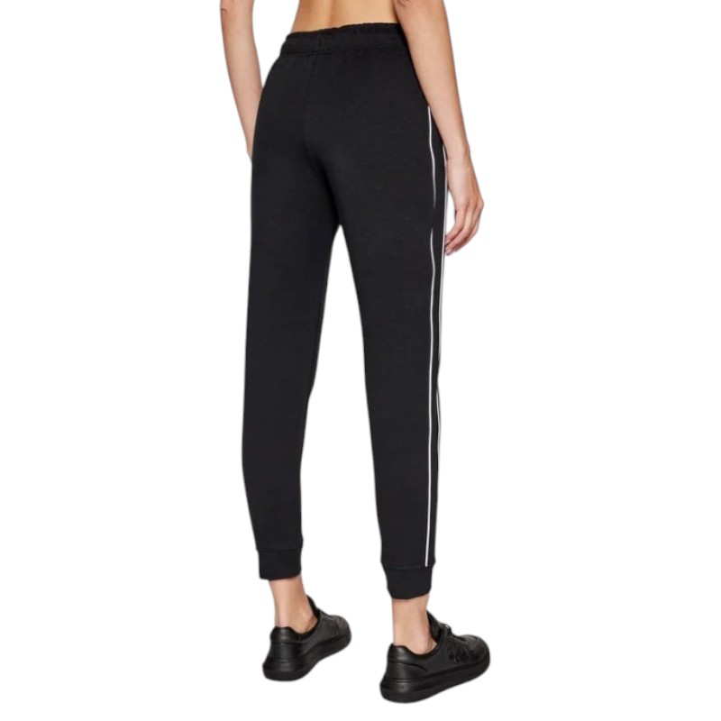 gunaikeia-forma-nike-sportswear-millenium-essential-joggers-cz8340-010-black-nexstep (5)